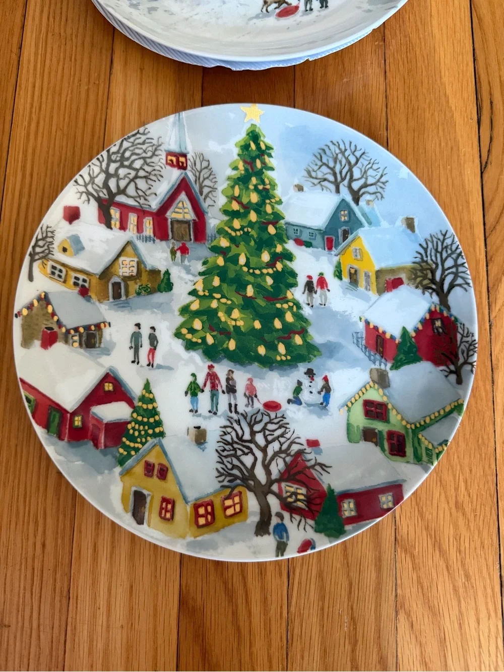 Pottery Barn Winter Village Set of 4 Plates